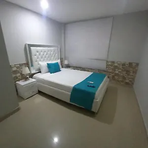 Hotel Bm-17 Cerca Al Mar Con Aire Acondicionada Y Wifi, Cartagena